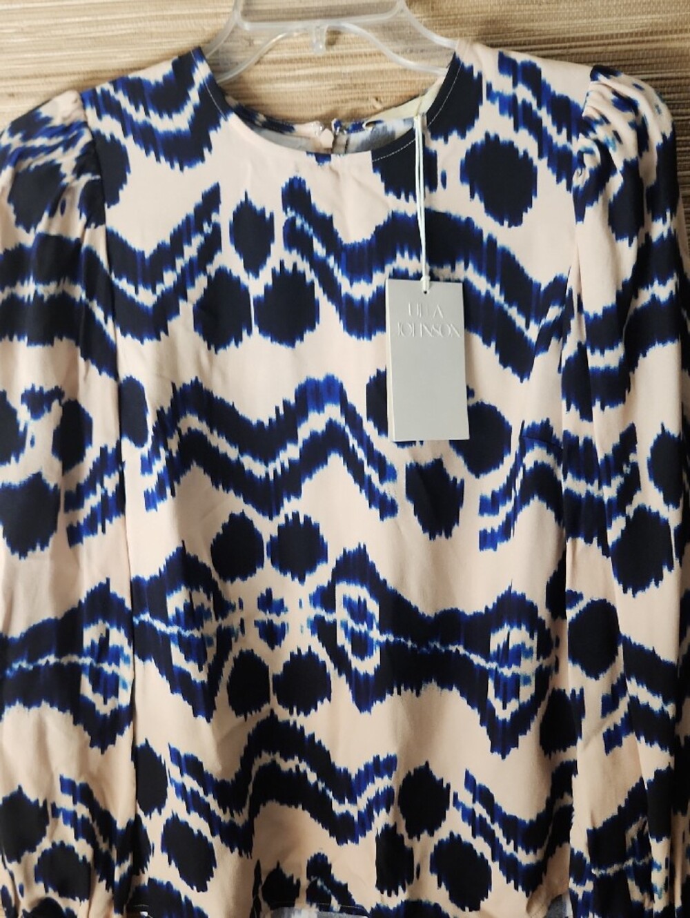 Ulla Johnson Liliana Navy & Cream Ikat-Print Blouse Size 4 Nwt - Picture 9 of 14